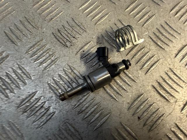 Fuel Injector