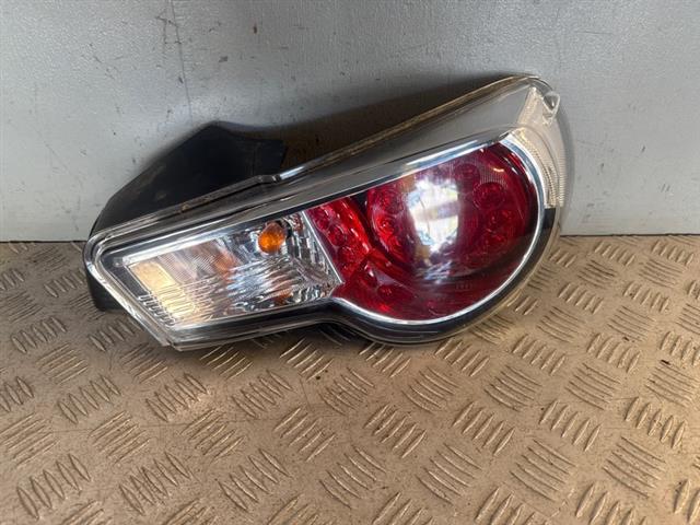 R Tail Light (led)