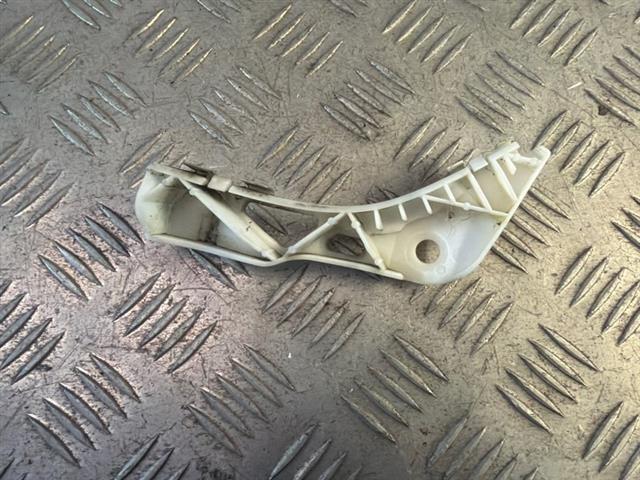 Rf Bumper Retainer