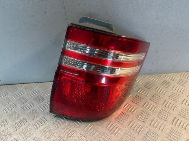 R Tail Light