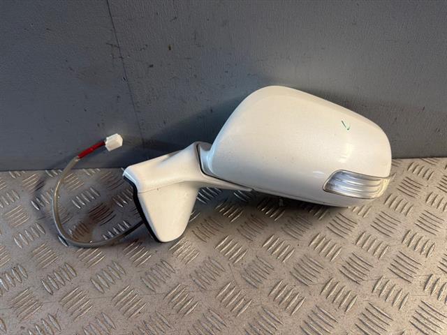 Lf Door Elec Mirror (7 Wire)