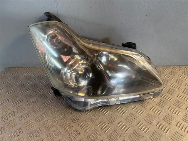 R Headlight (hid)