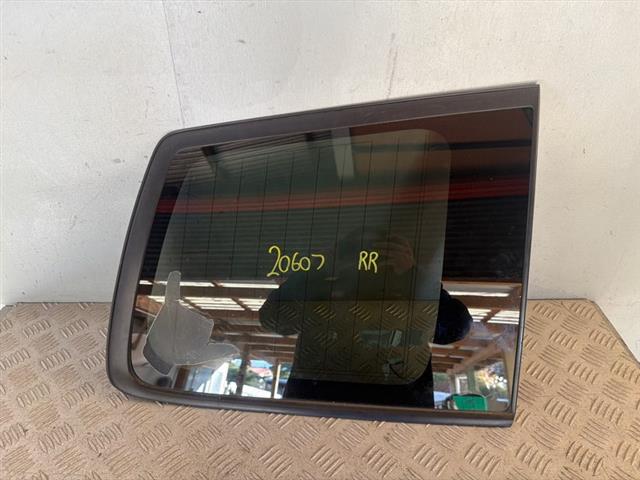 Rr Cargo Glass