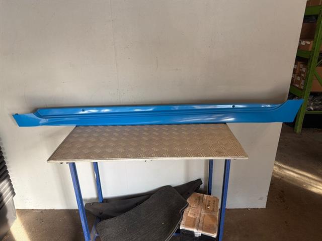 L Side Skirt