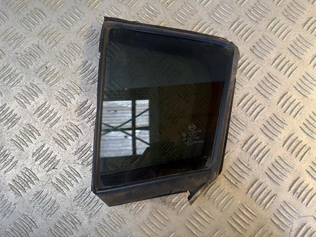 Lr Door Quarter Glass