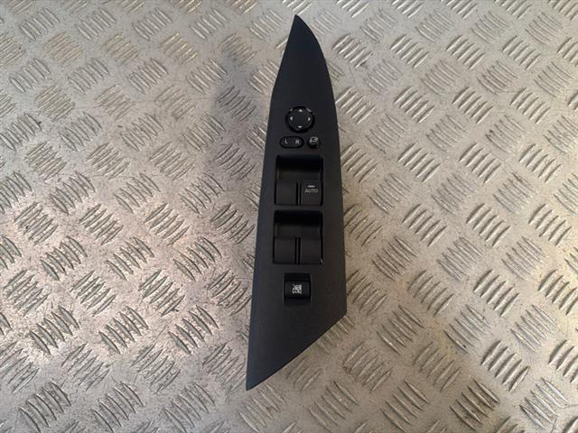 Window Master Switch