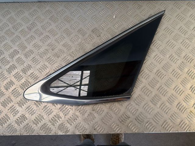 Rr Cargo Glass