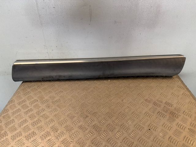 Rf Lower Door Moulding
