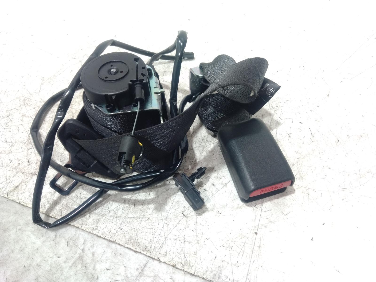 Seat_Belt_Stalk