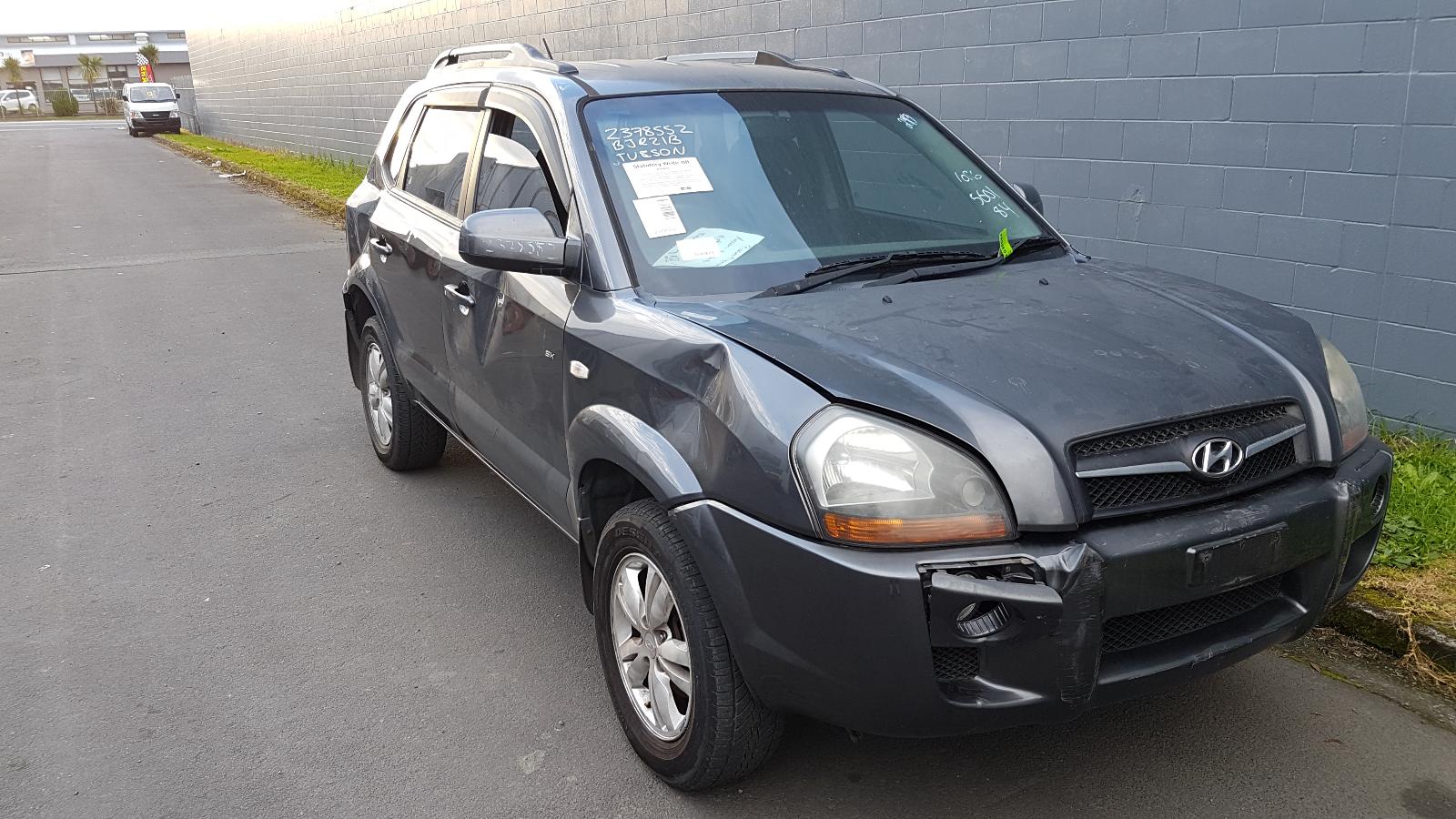 Hyundai Tucson - JN81 2004-2010