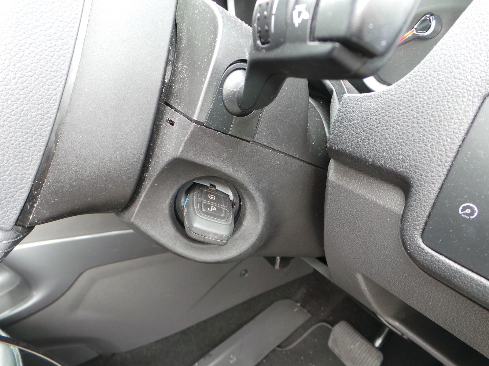 Ford Kuga - TE 2012-2013