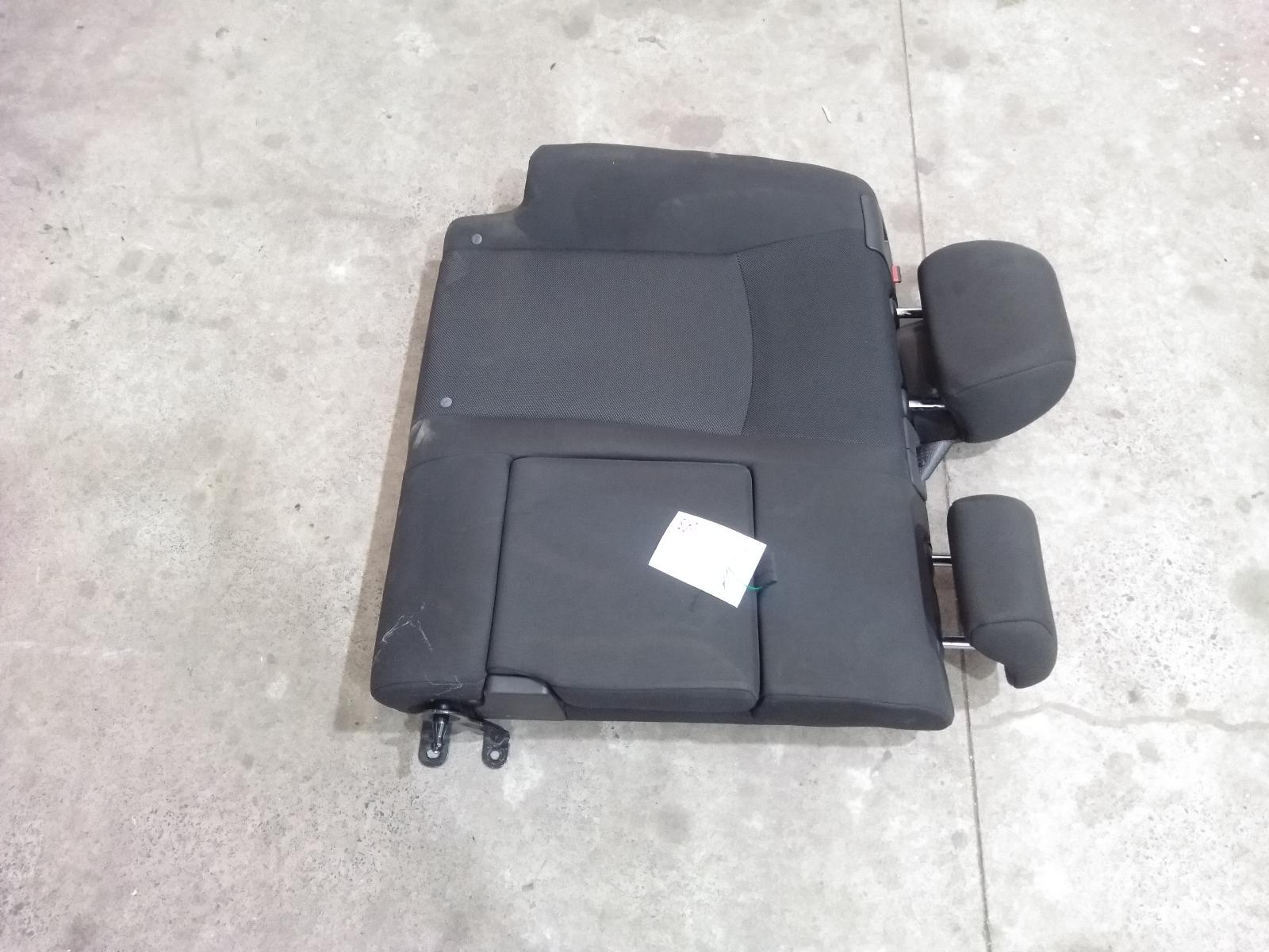2nd_Seat_Rear_Seat