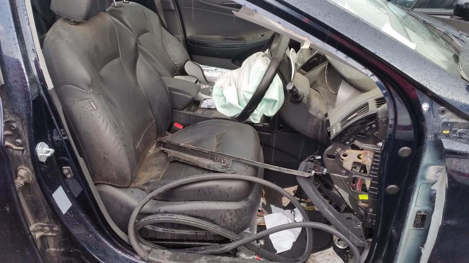 Hyundai i45 - 2010-2013