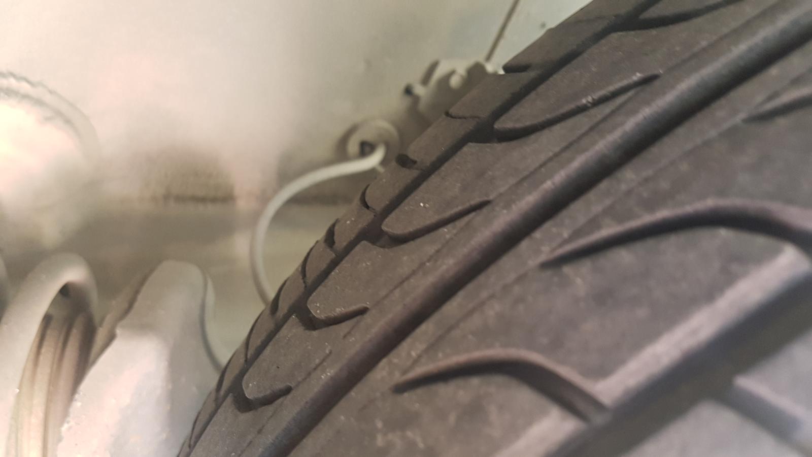 Holden Commodore - VY  2002-2004