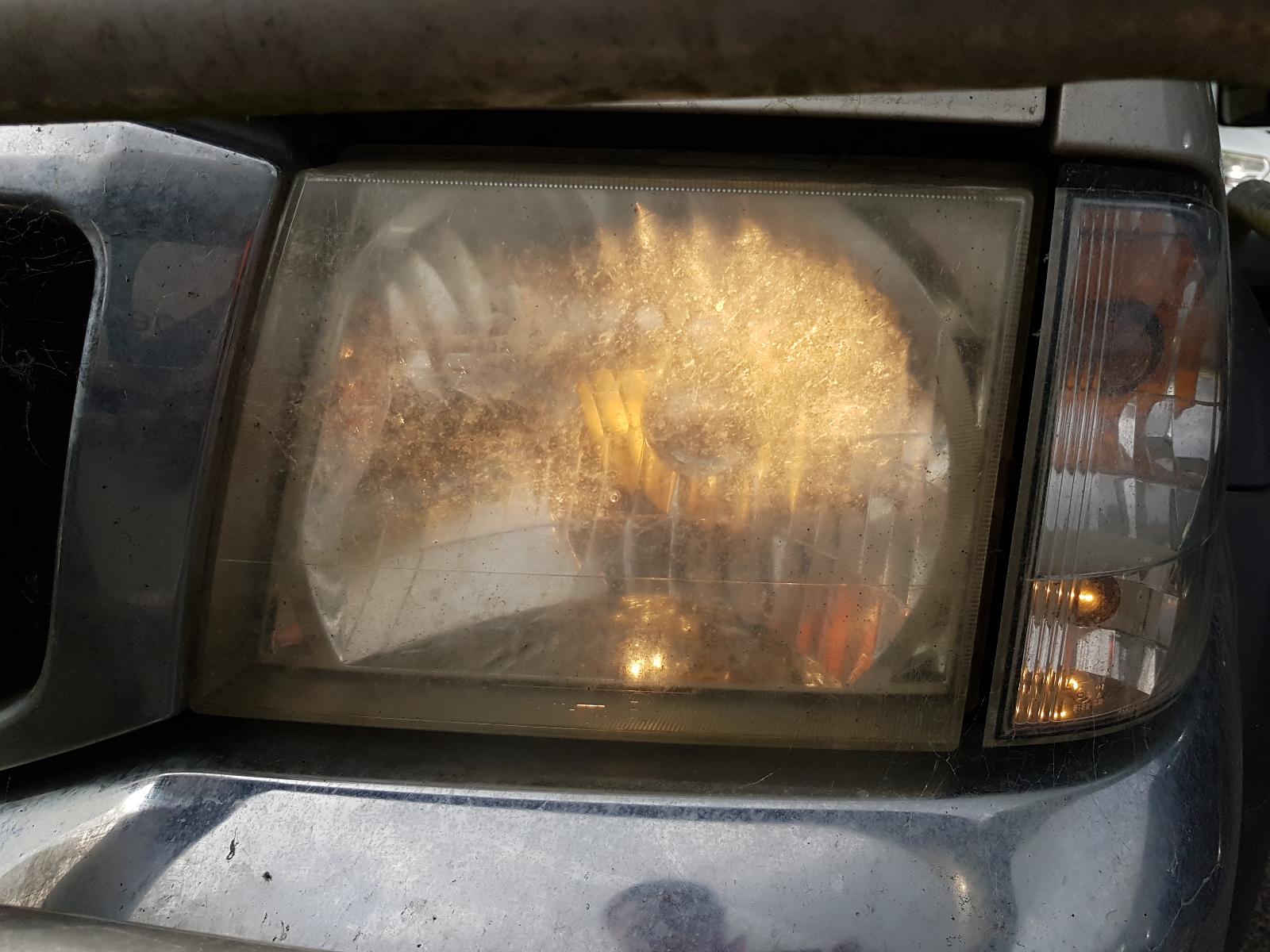 Ford Courier - UT 2005-2006