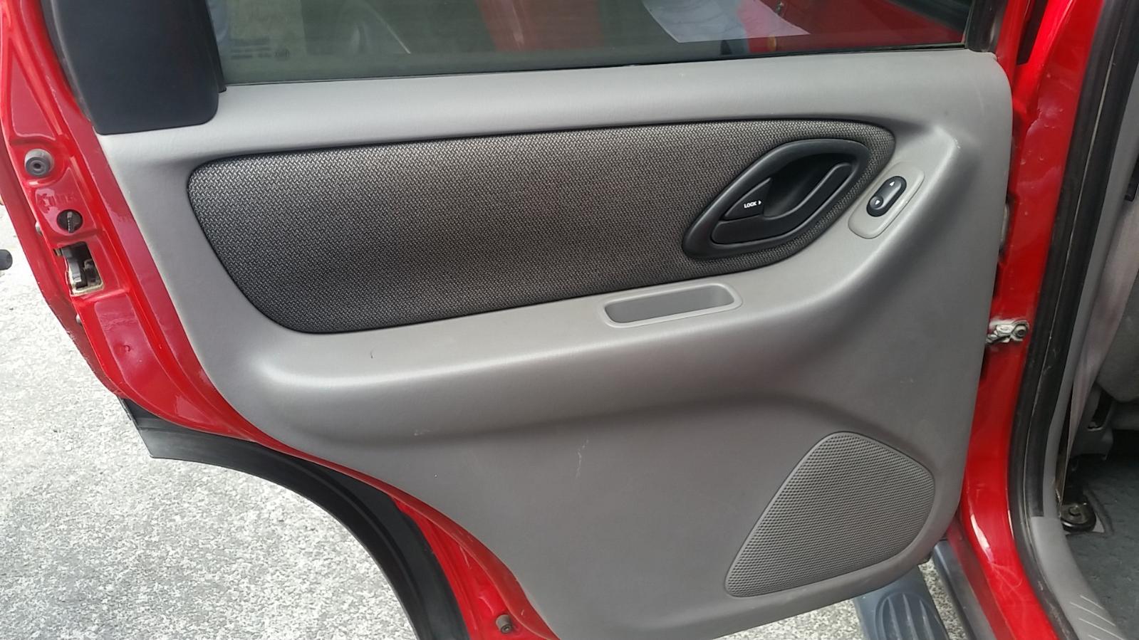 Ford Escape - EP 2001-2003