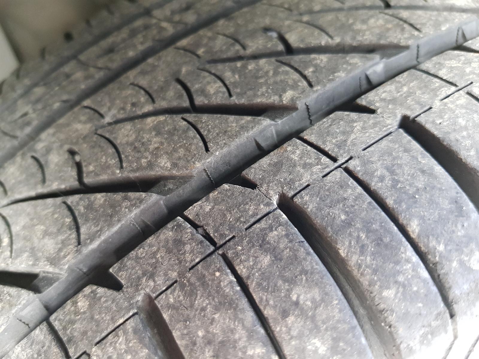 Holden Cruze - 2009-Present