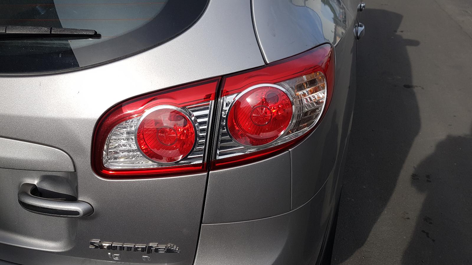 Hyundai Santa Fe - 2006-2012