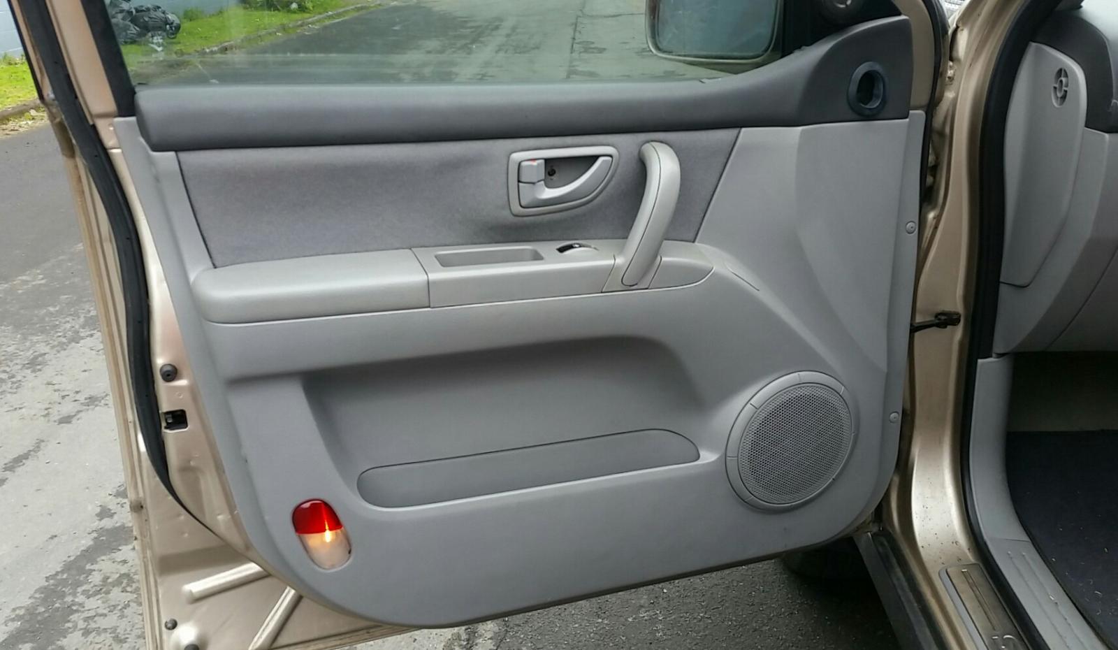 KIA Sorento - 1st Gen 2002-2009