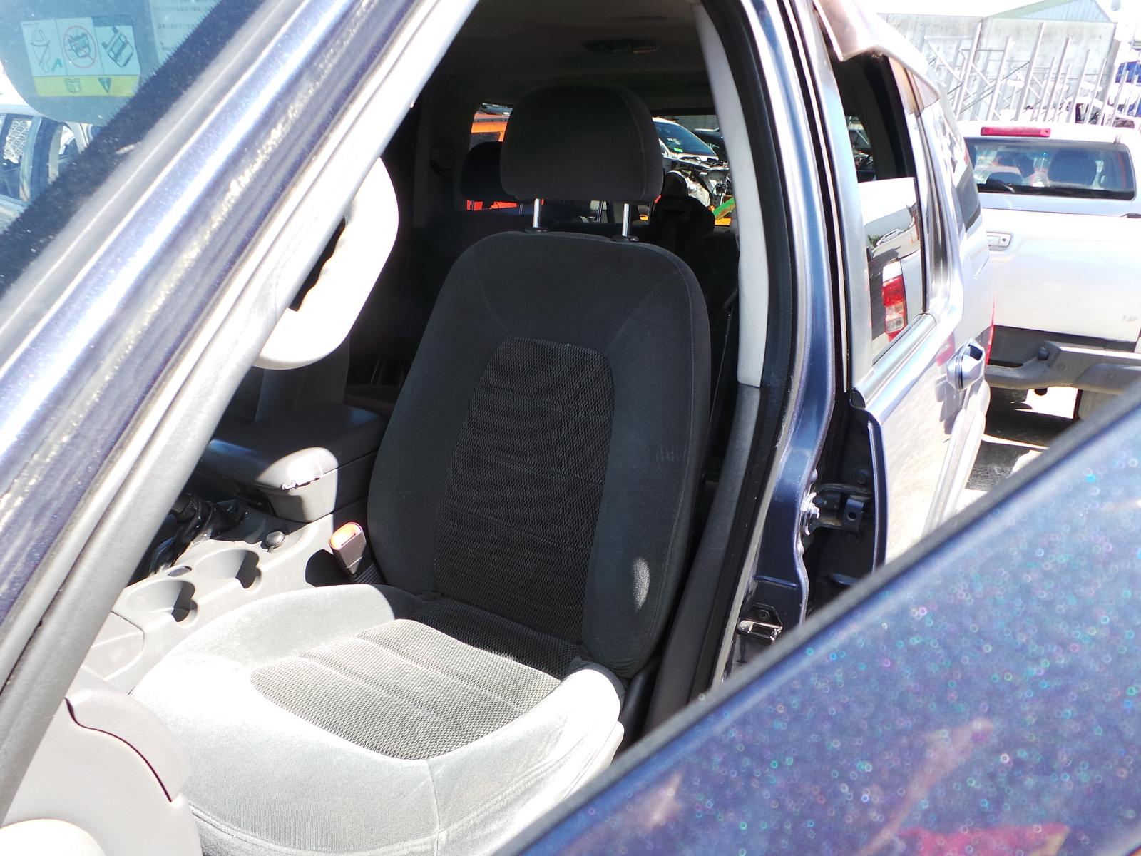 Ford Explorer - UT 2001-2005