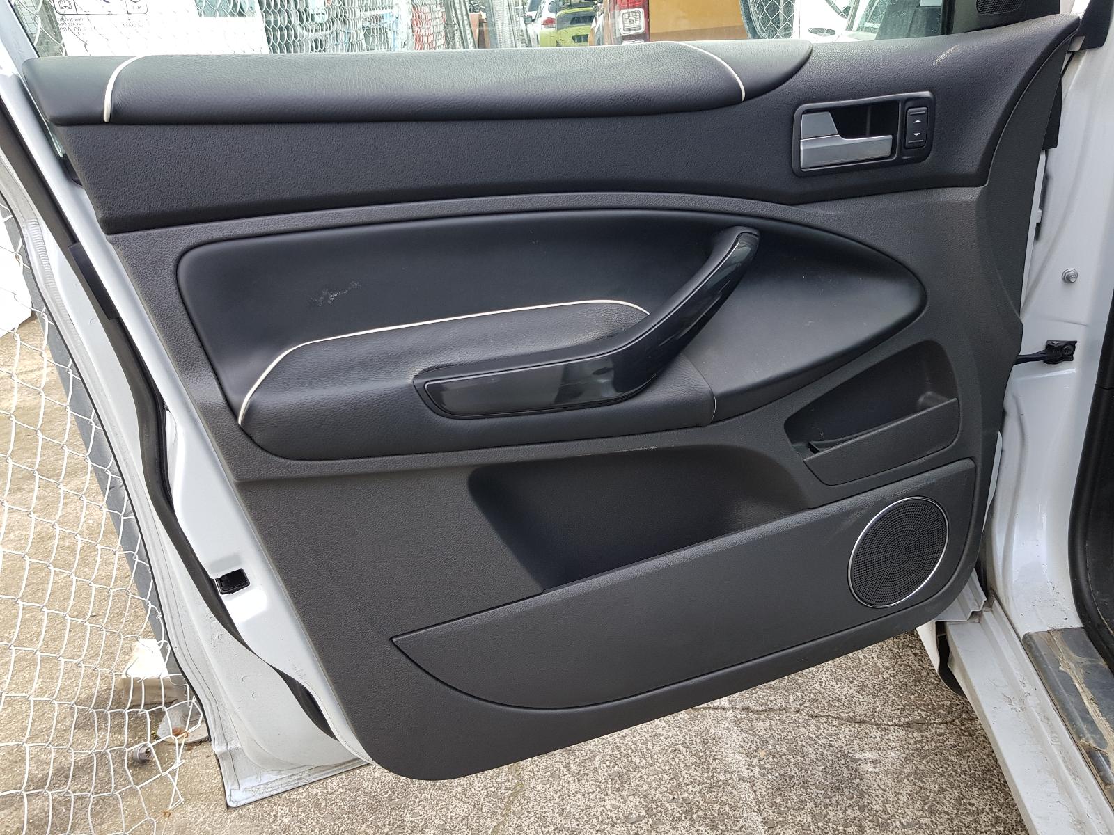 Ford Kuga - TE 2012-2013