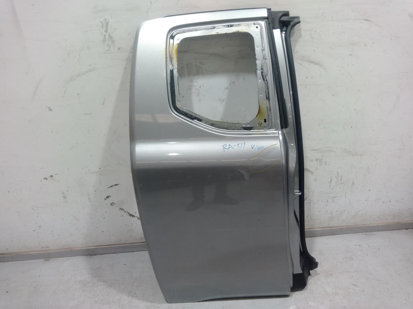 Right Rear Door Sliding