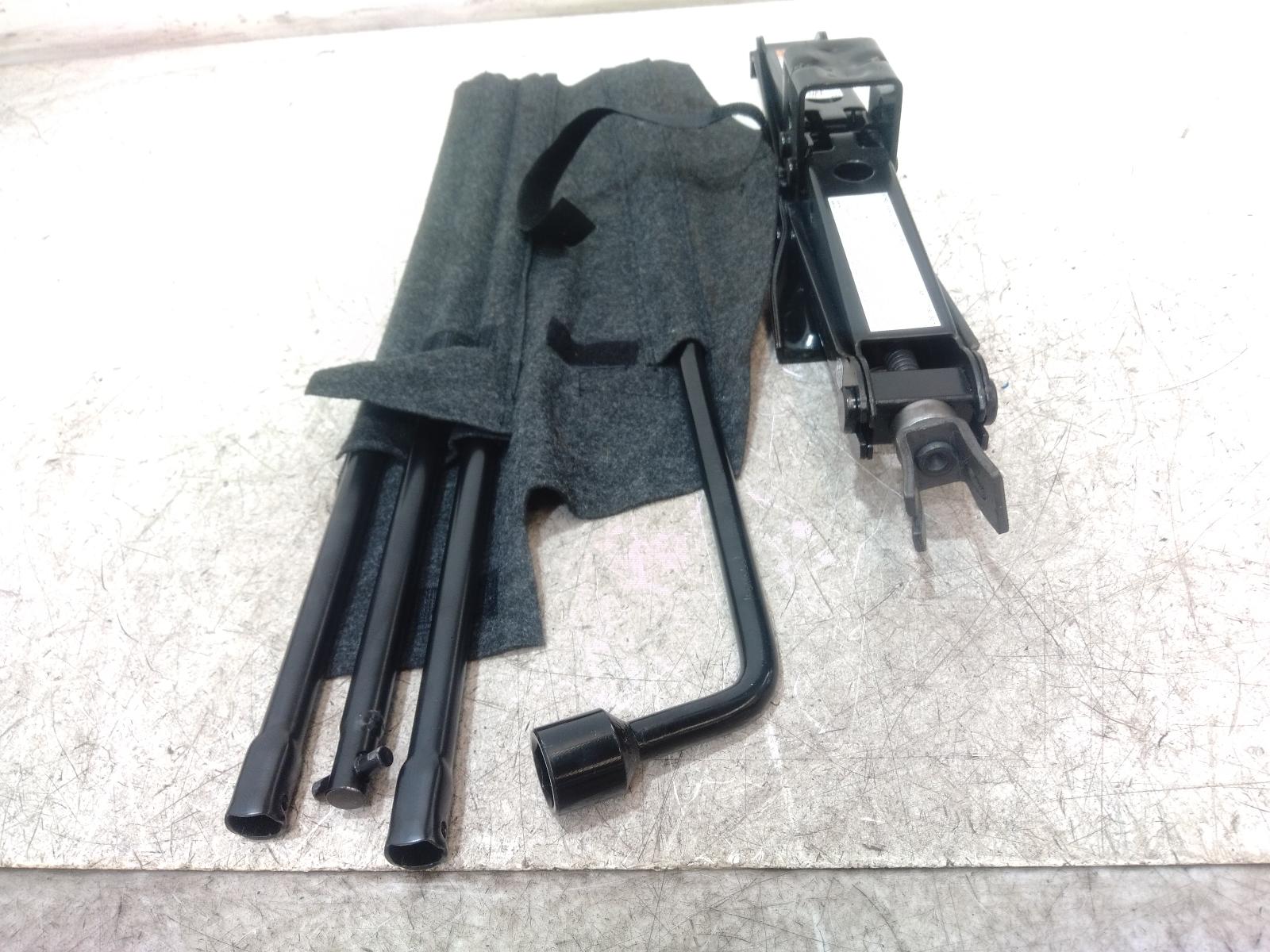 Jack Tool Kit