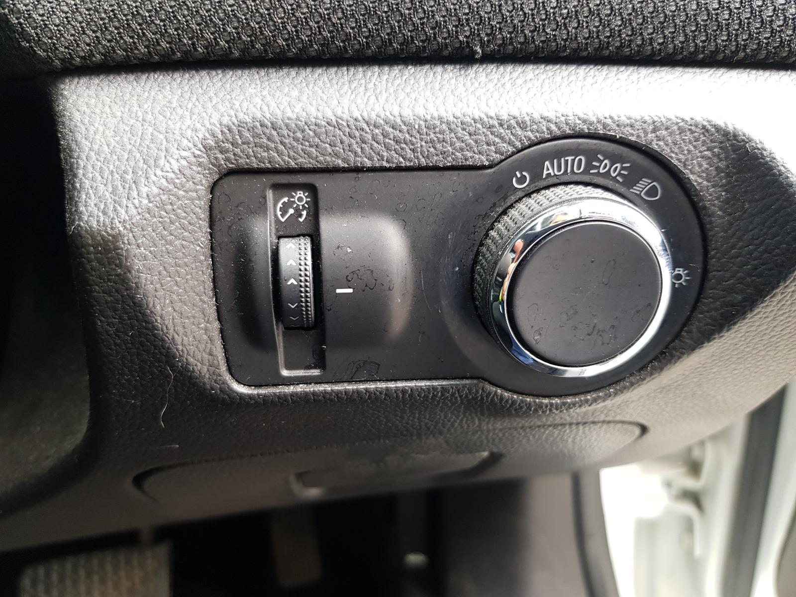 Holden Cruze - 2009-Present