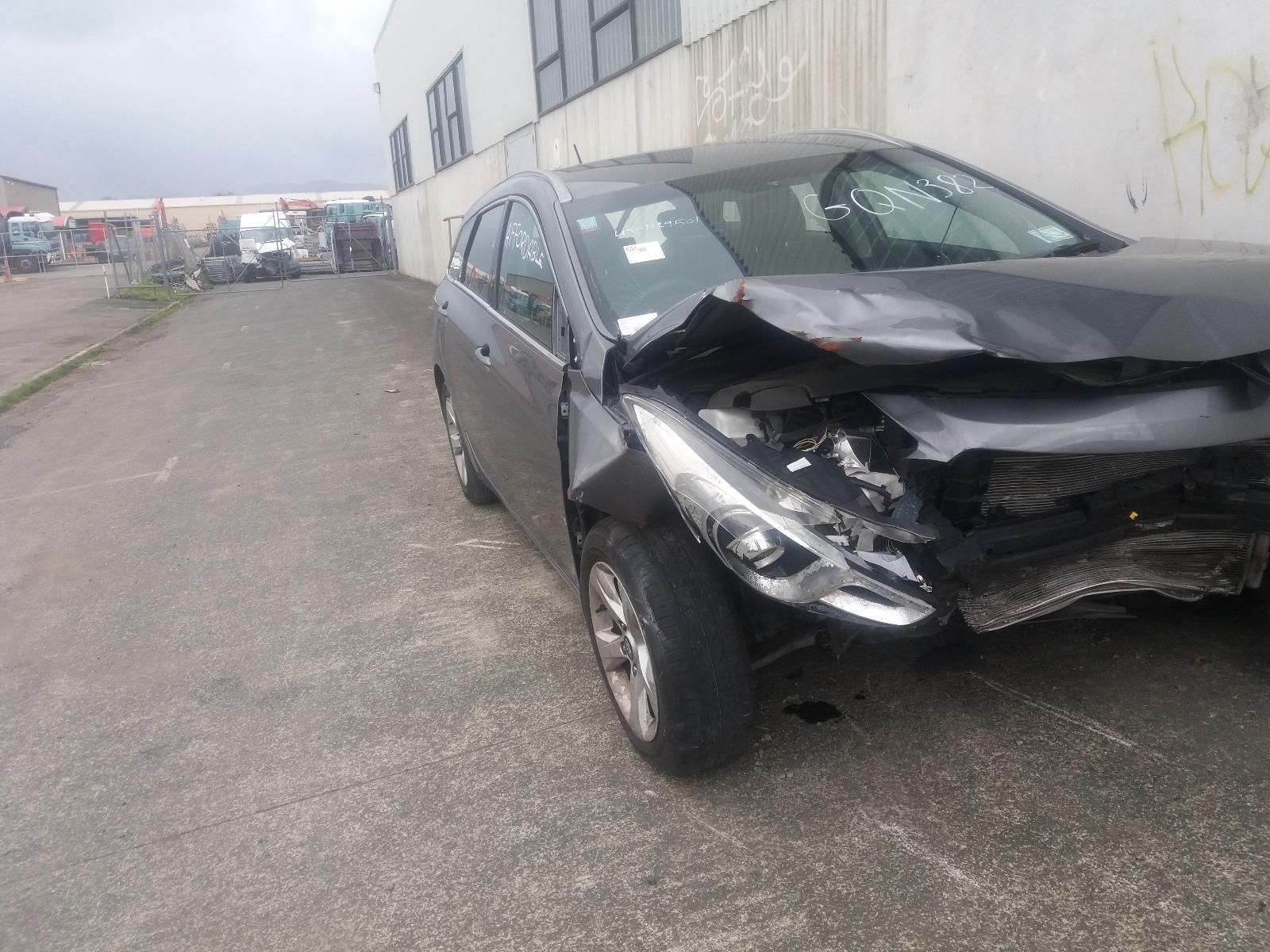 Hyundai i45 - 2010-2013