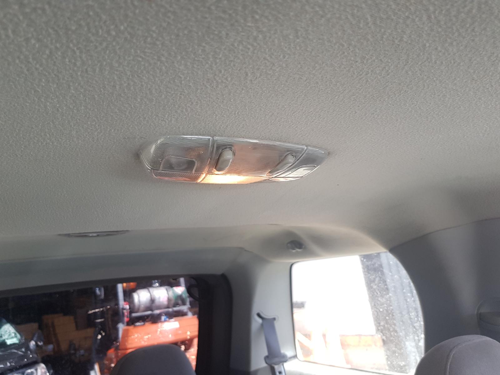 Ford Explorer - UT 2001-2005