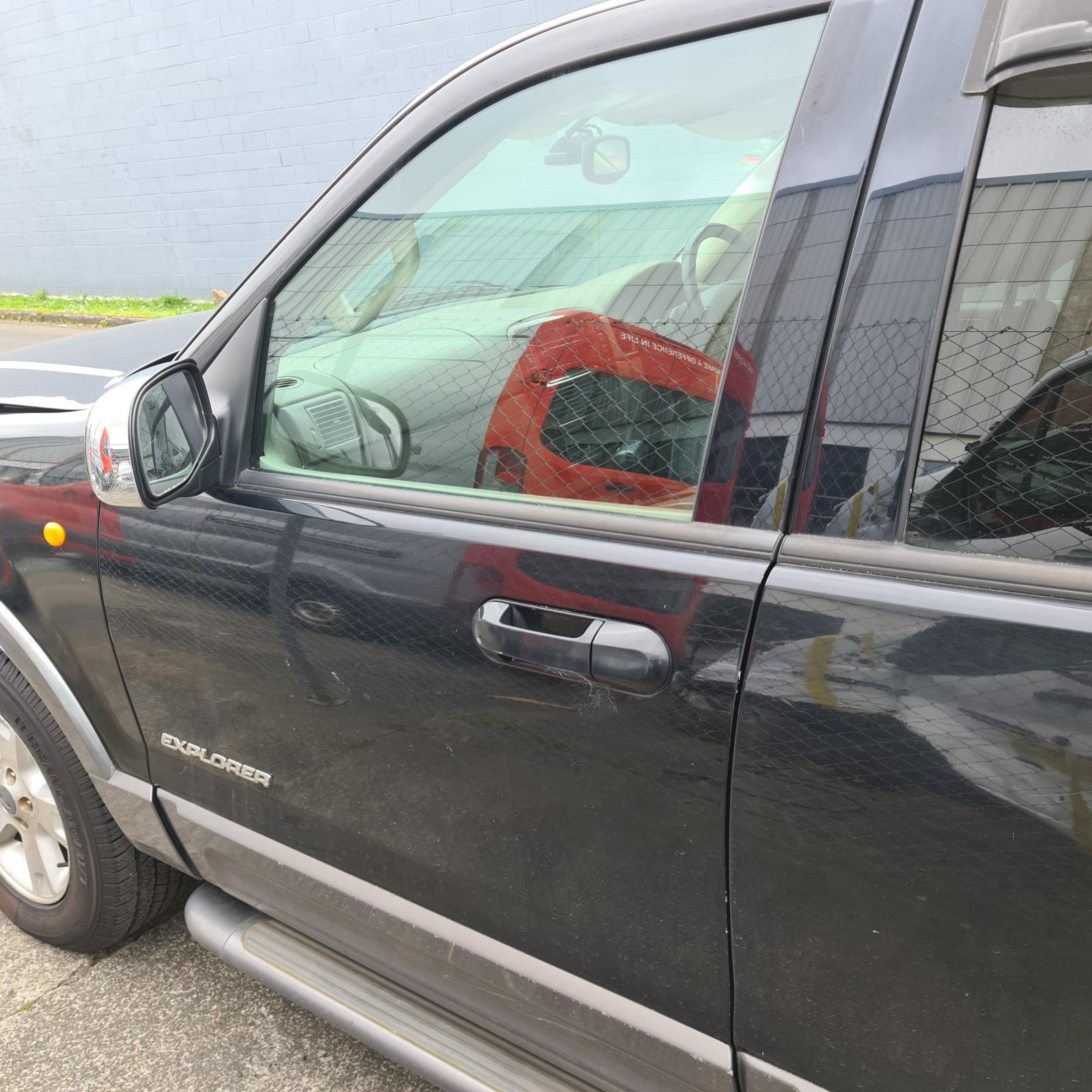 Ford Explorer - UT 2005-2007