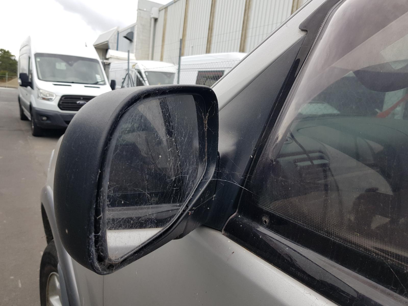 Ford Explorer - UT 2001-2005