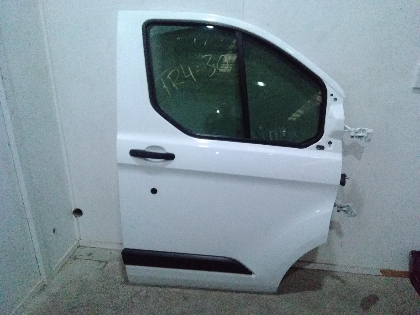 Right_Front_Door