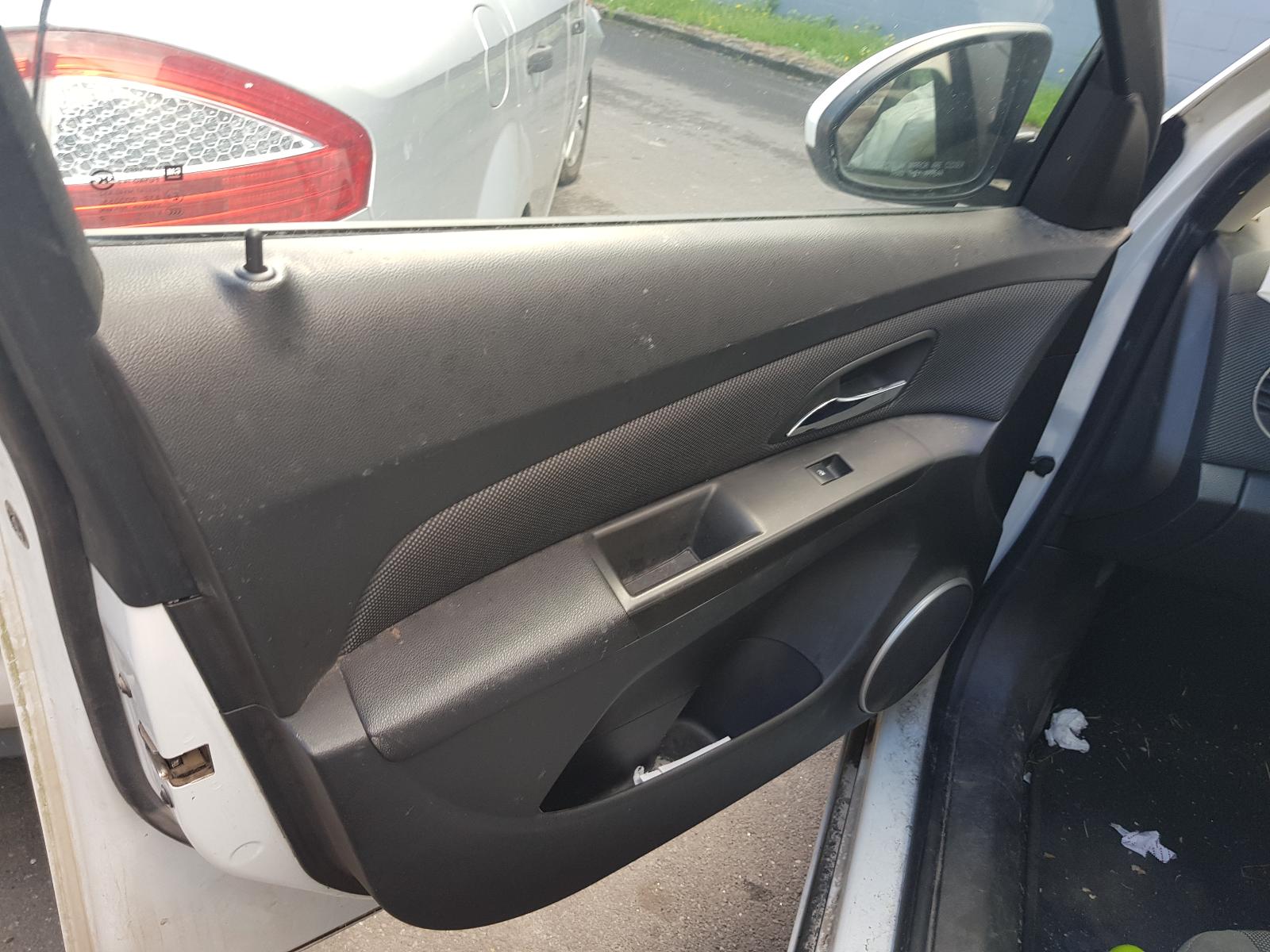 Holden Cruze - 2009-Present