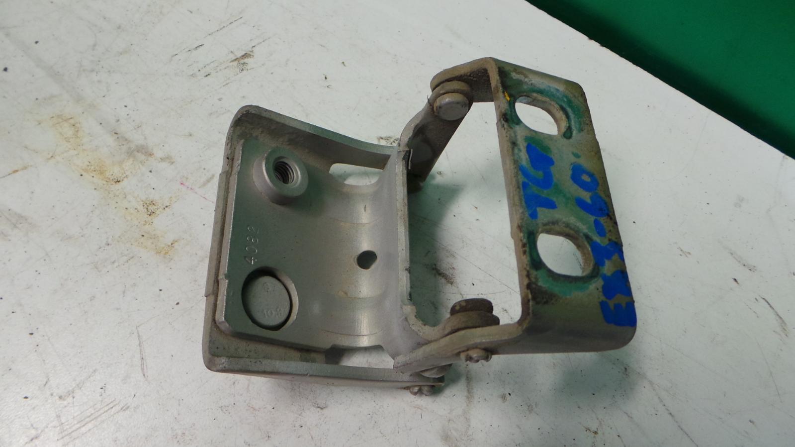 Door_Hinge_Runner