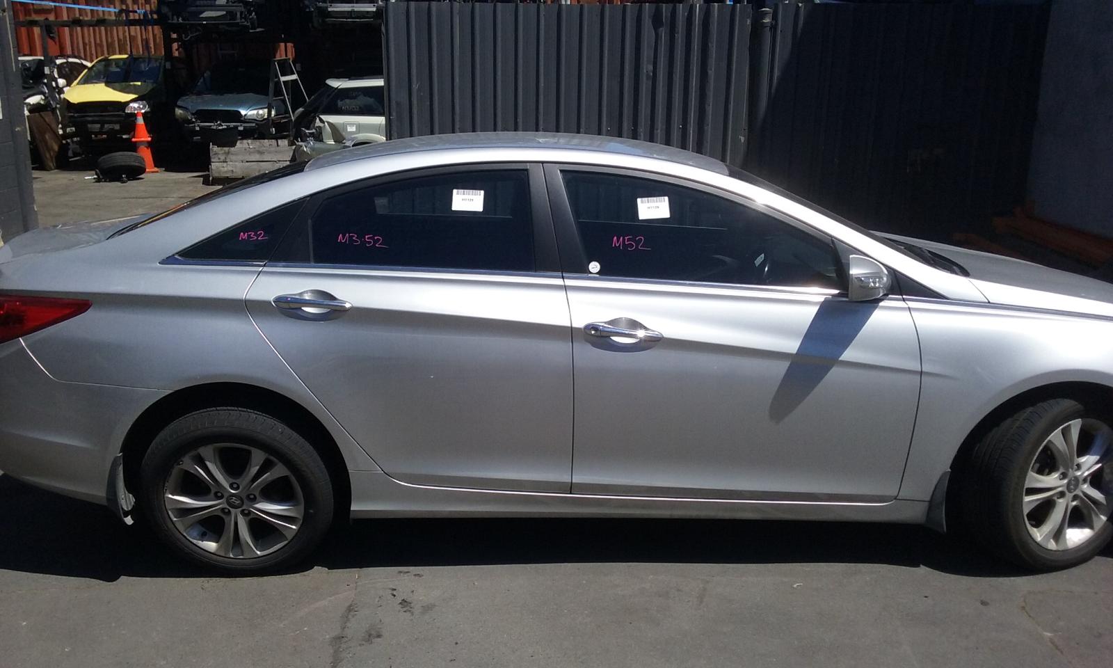 Hyundai i45 - 2010-2013