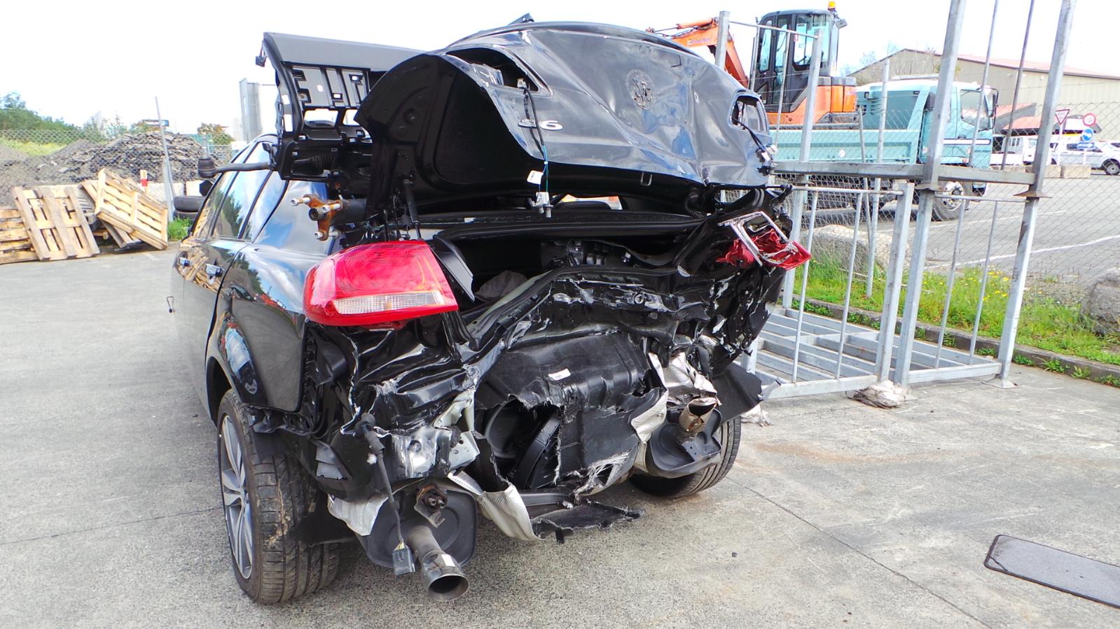 Holden Commodore - VF 2013-Present