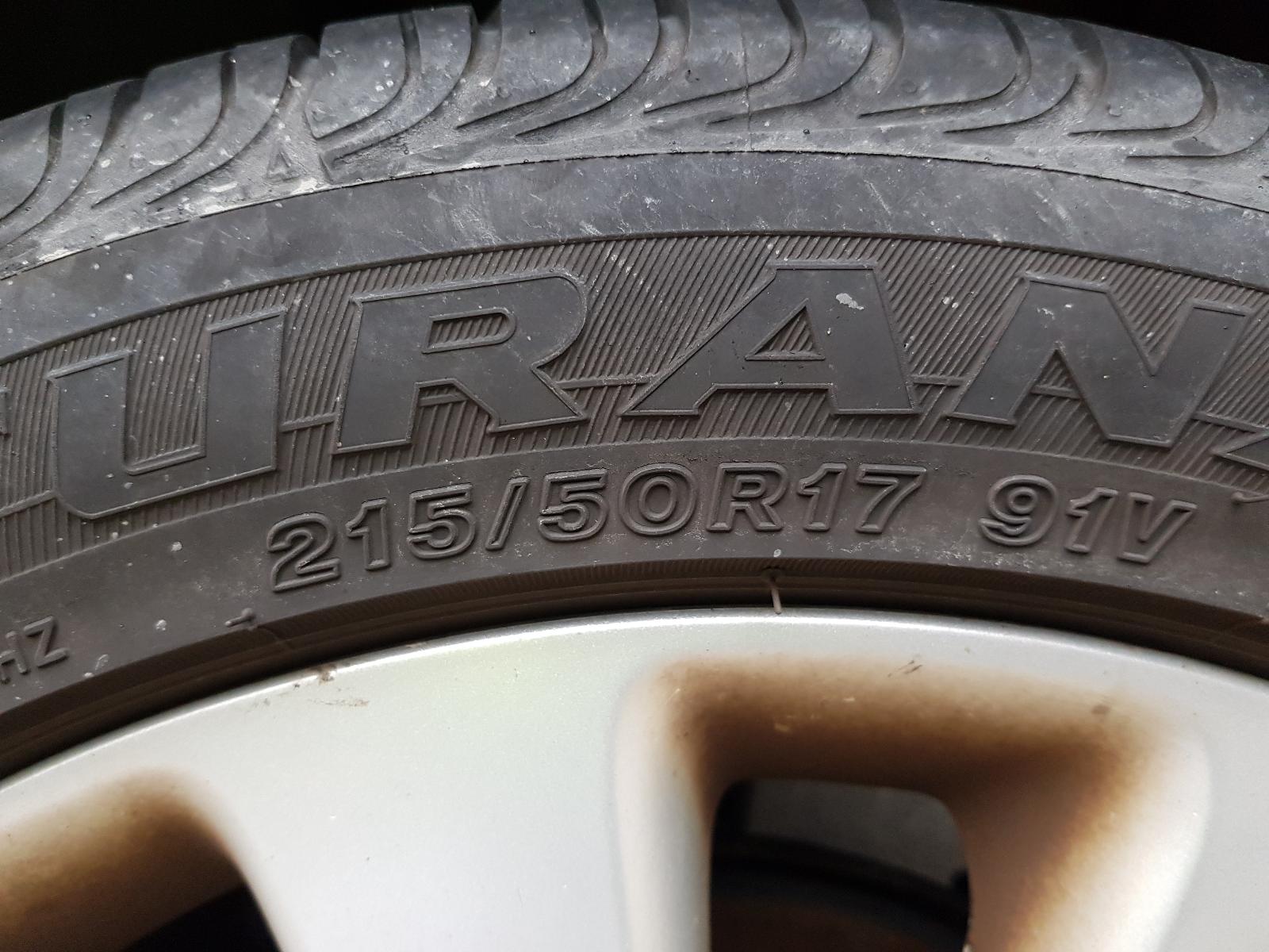 Holden Cruze - 2009-Present