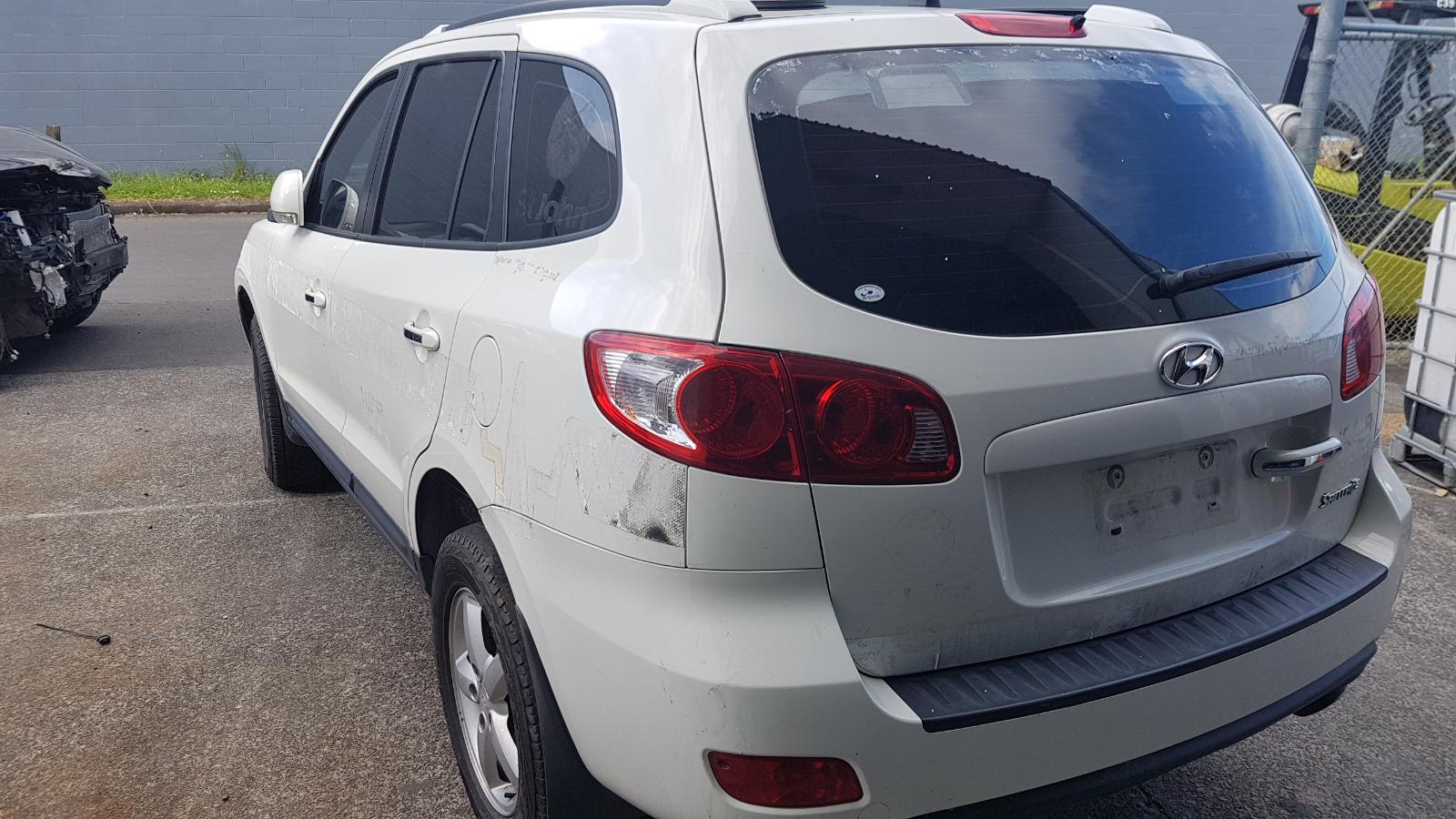 Hyundai Santa Fe - 2006-2012