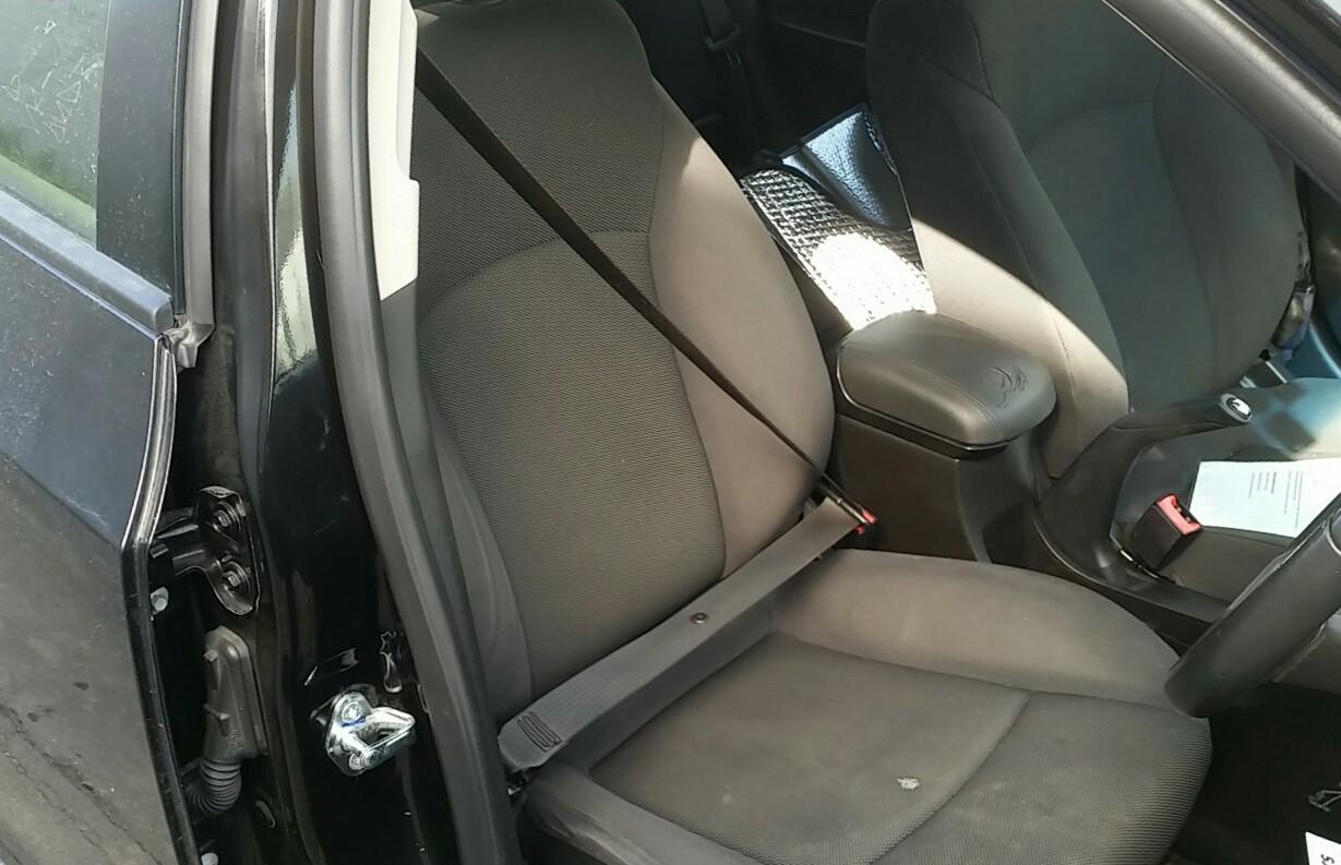 Holden Cruze - 2009-Present