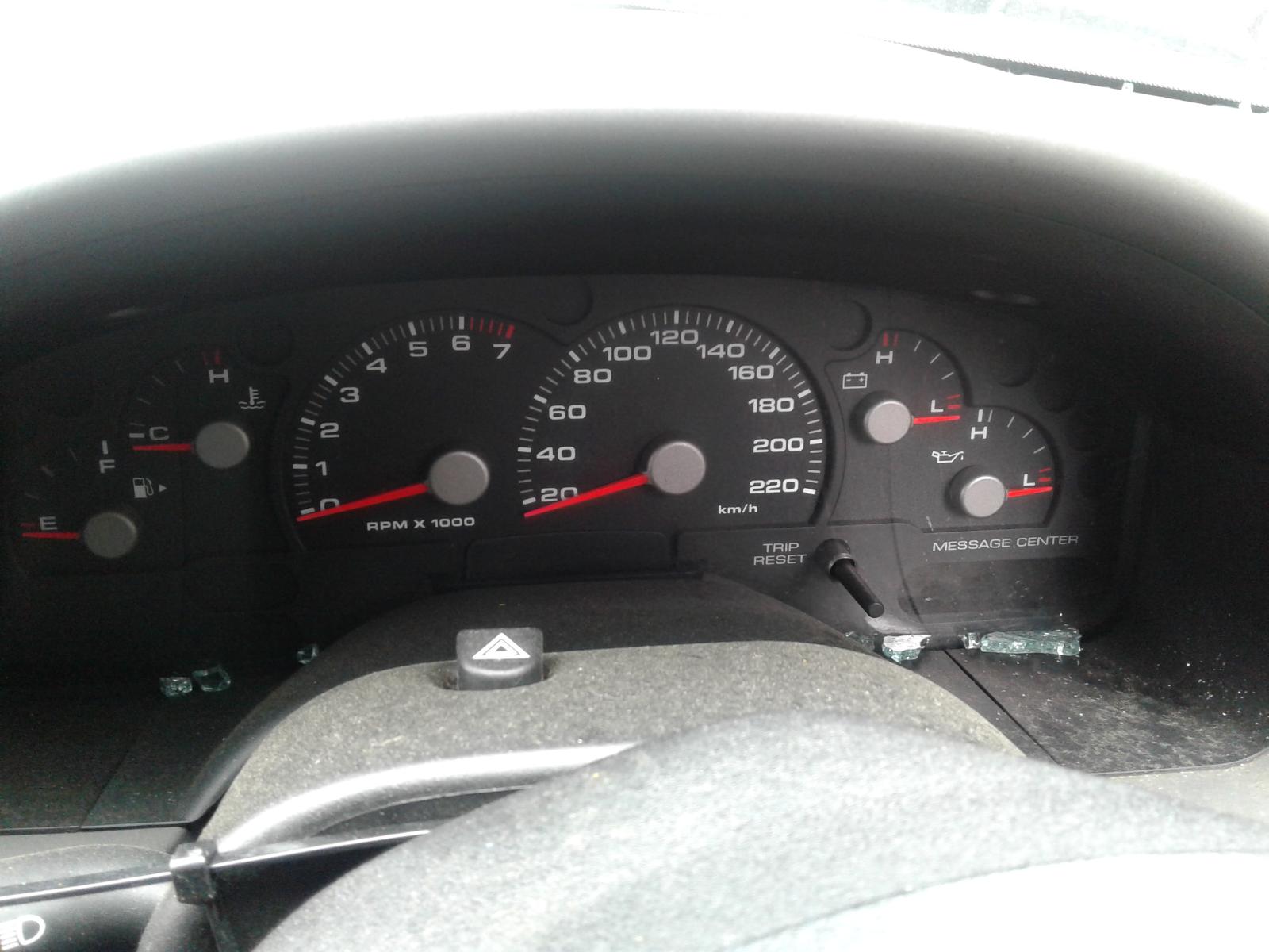 Ford Explorer - UT 2001-2005