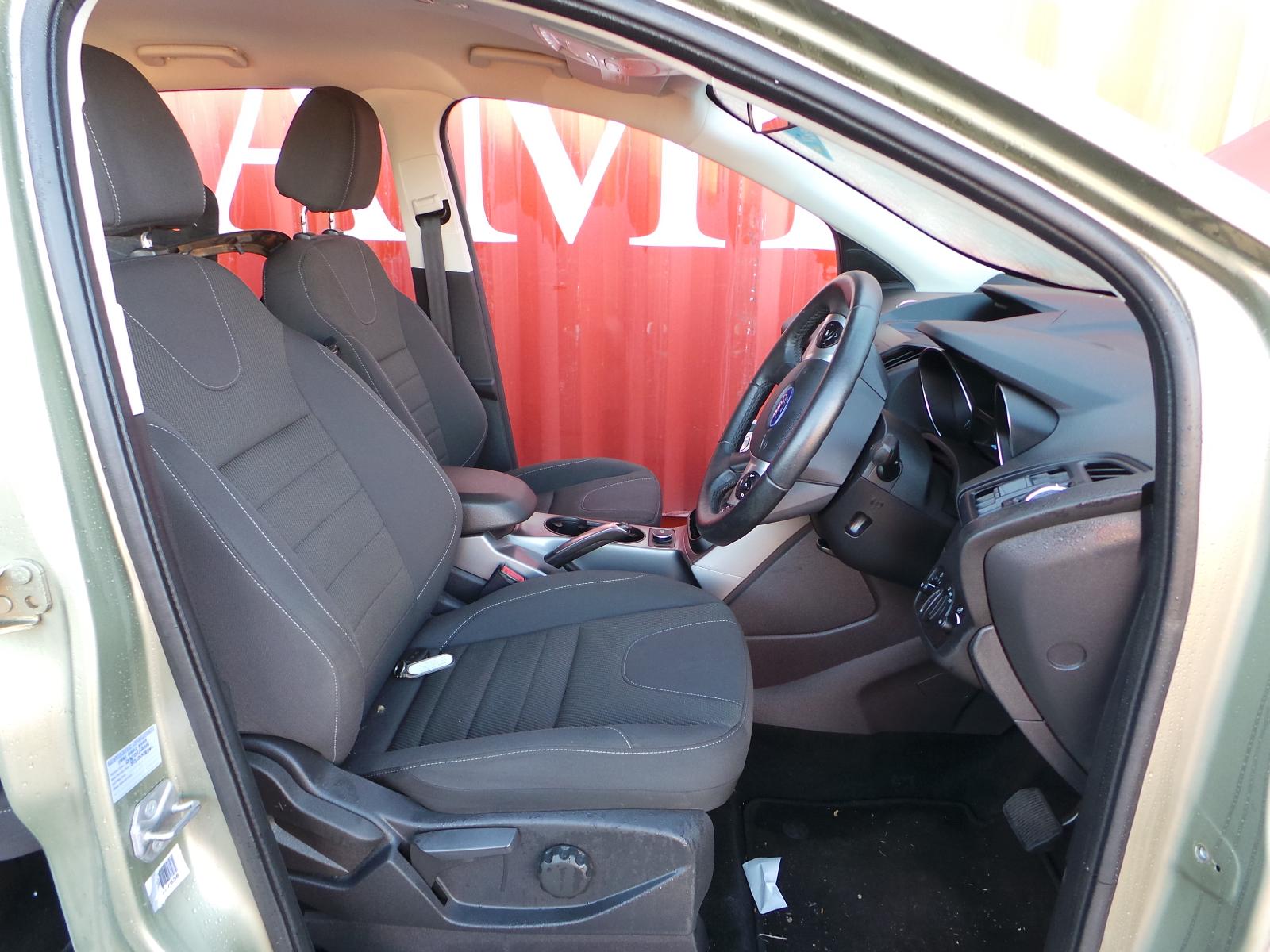 Ford Kuga - TF 2013-Present