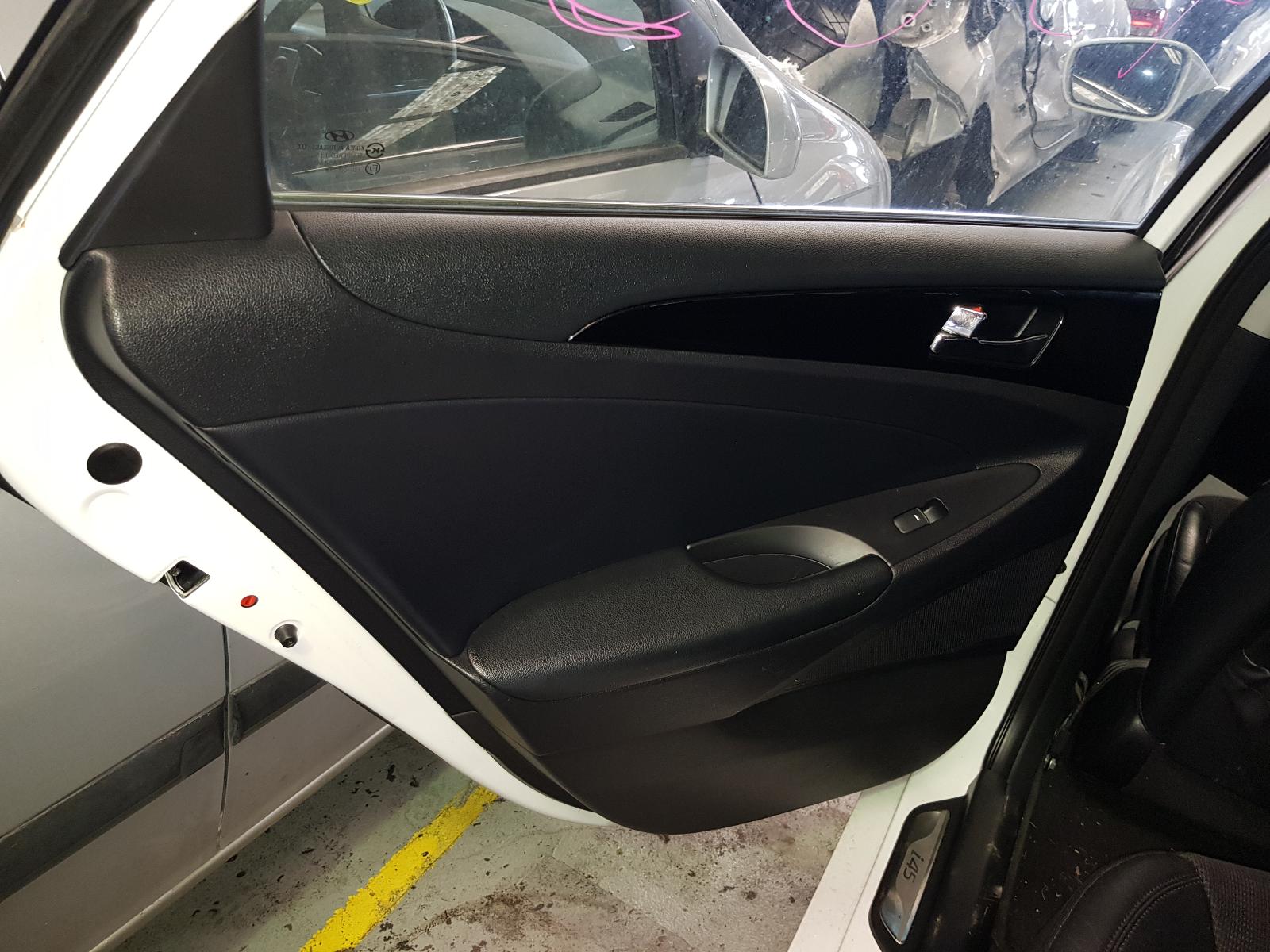 Hyundai i45 - 2010-2013