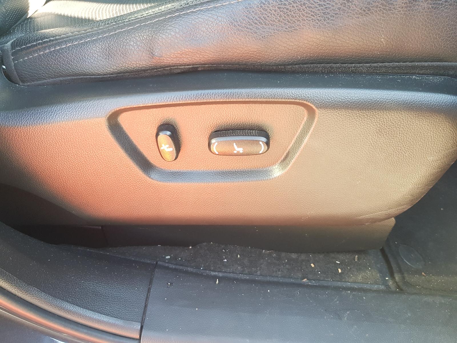 Holden Captiva - Captiva 7 2011-Present