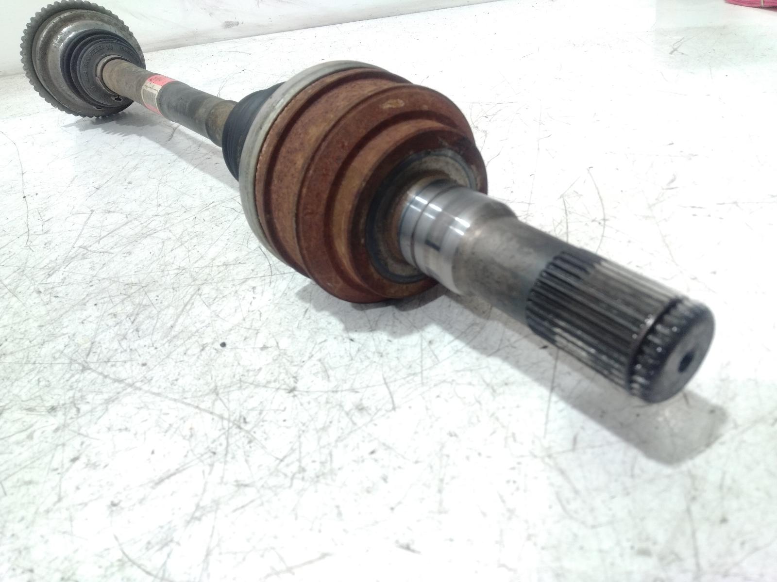 Left_Driveshaft
