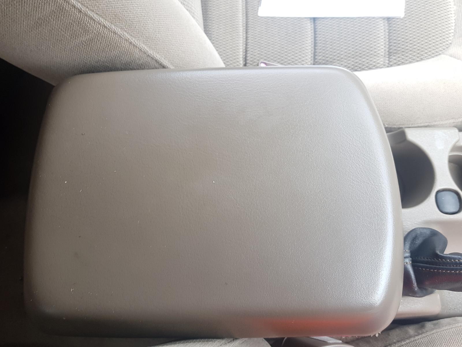 Ford Explorer - UT 2001-2005