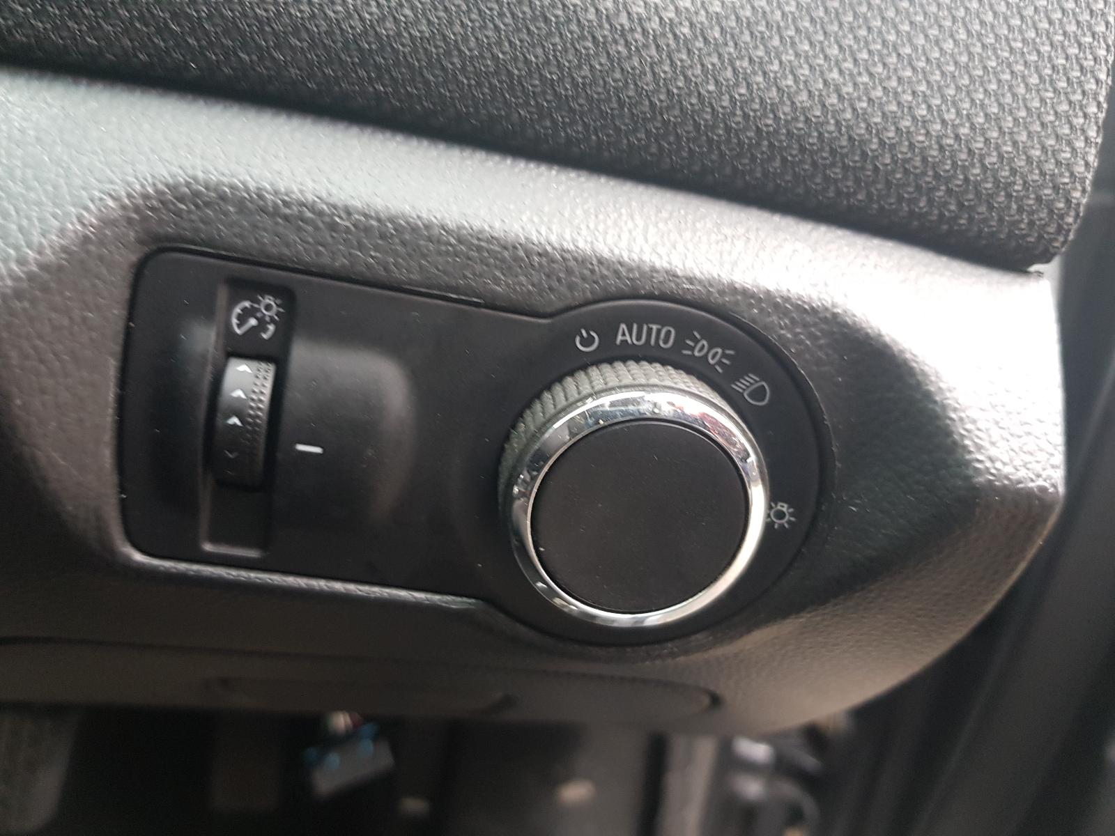 Holden Cruze - 2009-Present