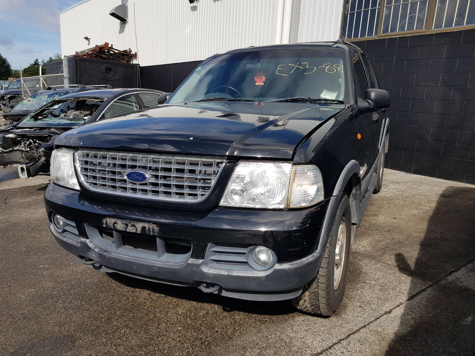 Ford Explorer - UT 2001-2005