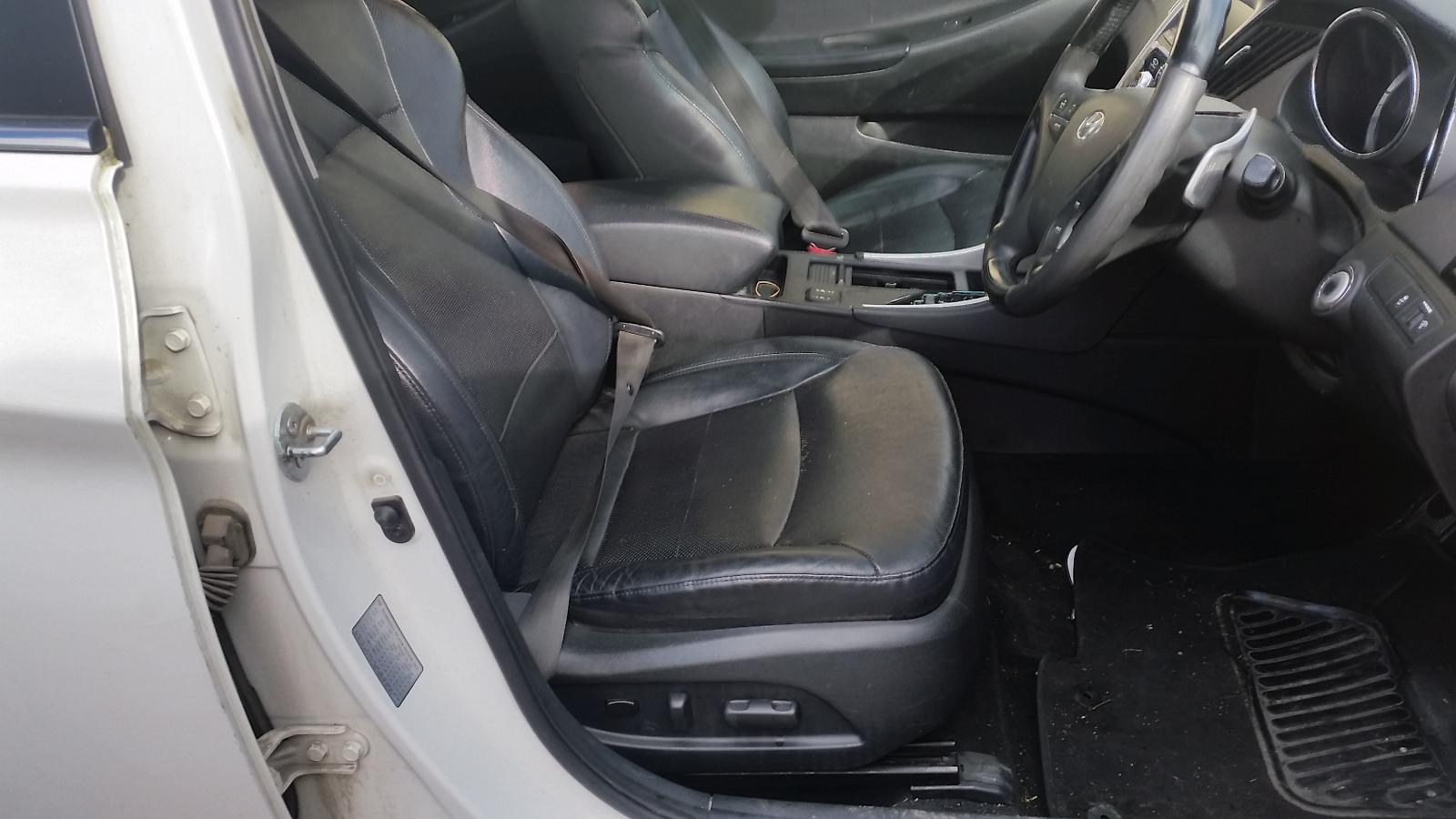 Hyundai i45 - 2010-2013