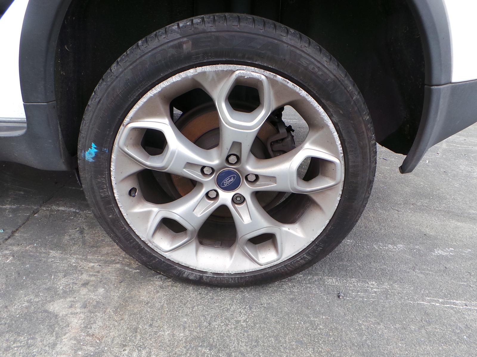 Ford Kuga - TE 2012-2013